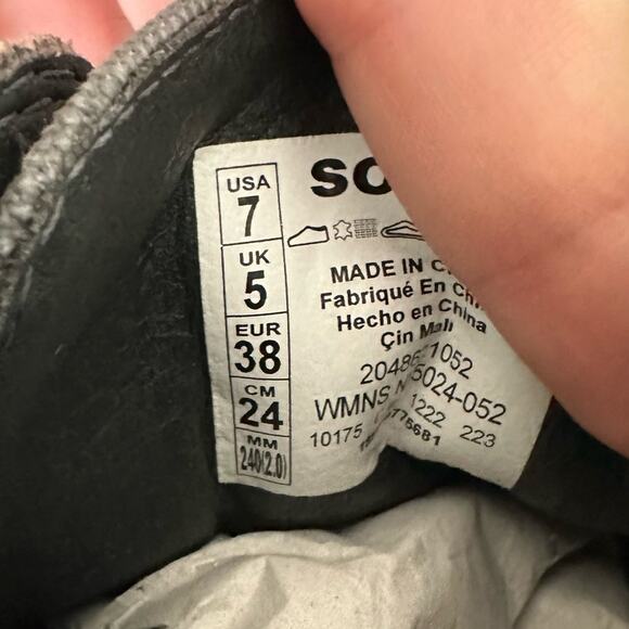 Sorel Boots Evie II Gray Wedge Lug Sole Gorpcore New Size 7 Lace Up Fall Winter - Picture 9 of 10